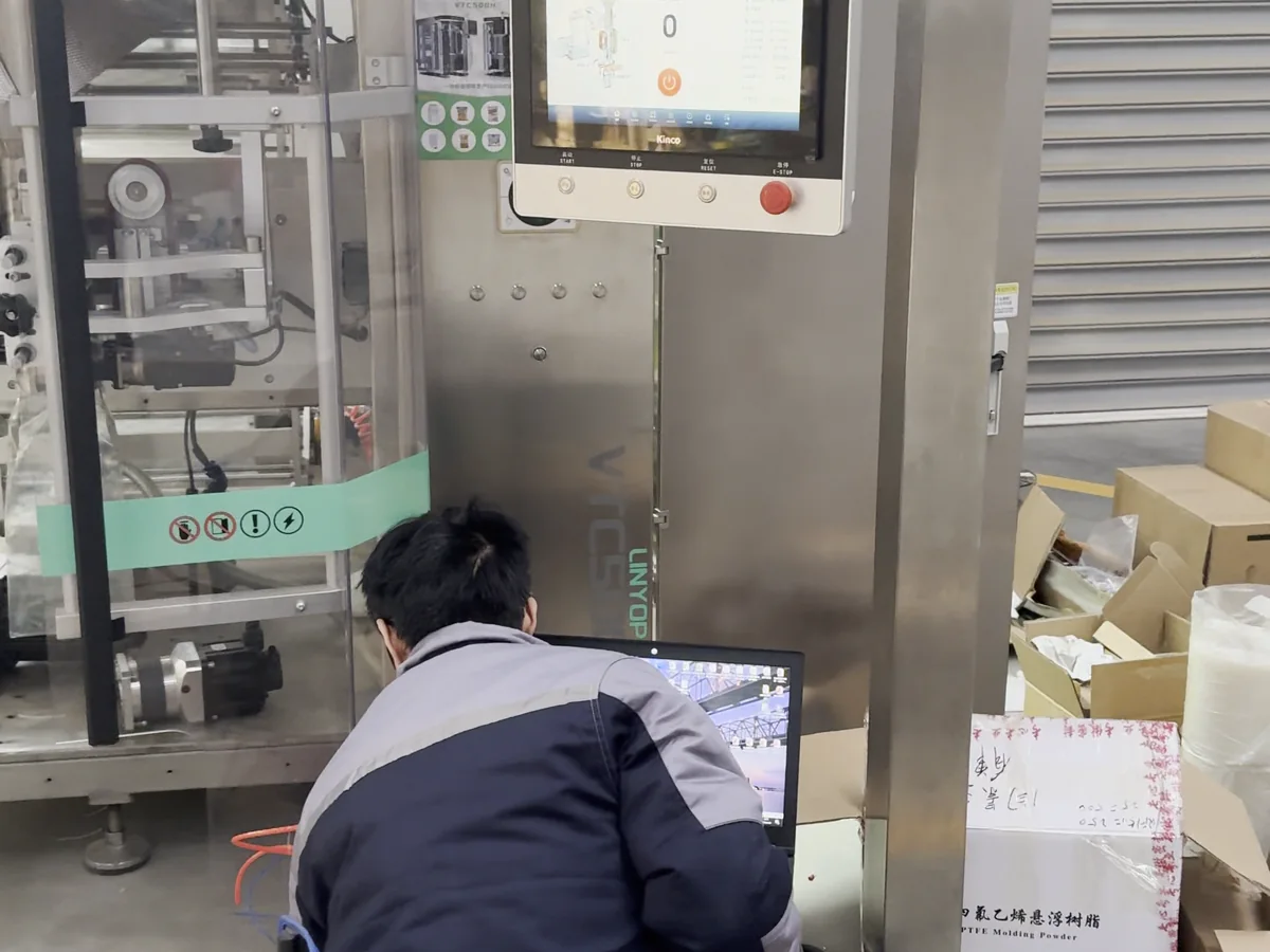 Checking machine functions at the touchscreen