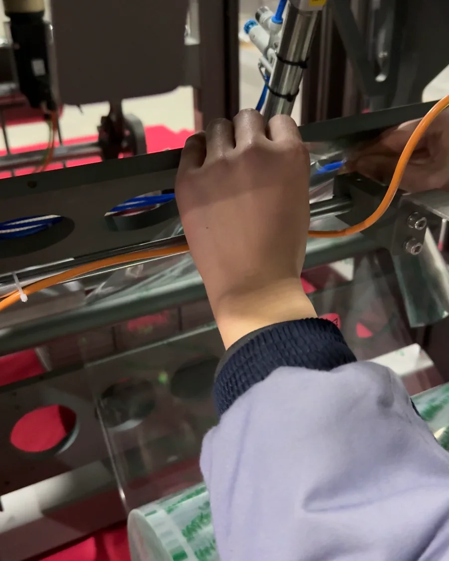 Threading film during machine set-up