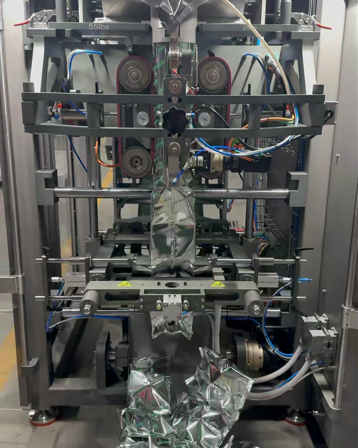 SVC260 forming and sealing bags during a test run